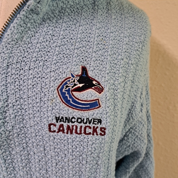 NHL Canucks ladies zip up sweater - Picture 4 of 9